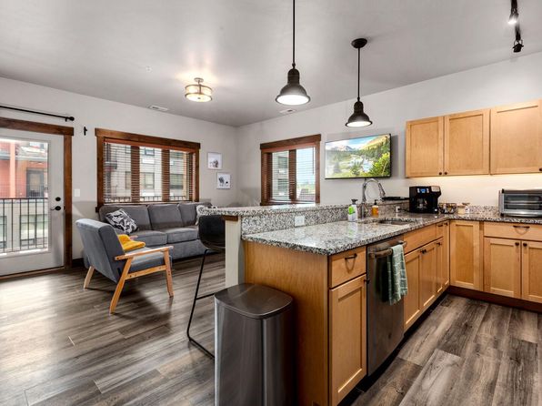 35 5th St W SUITE 204