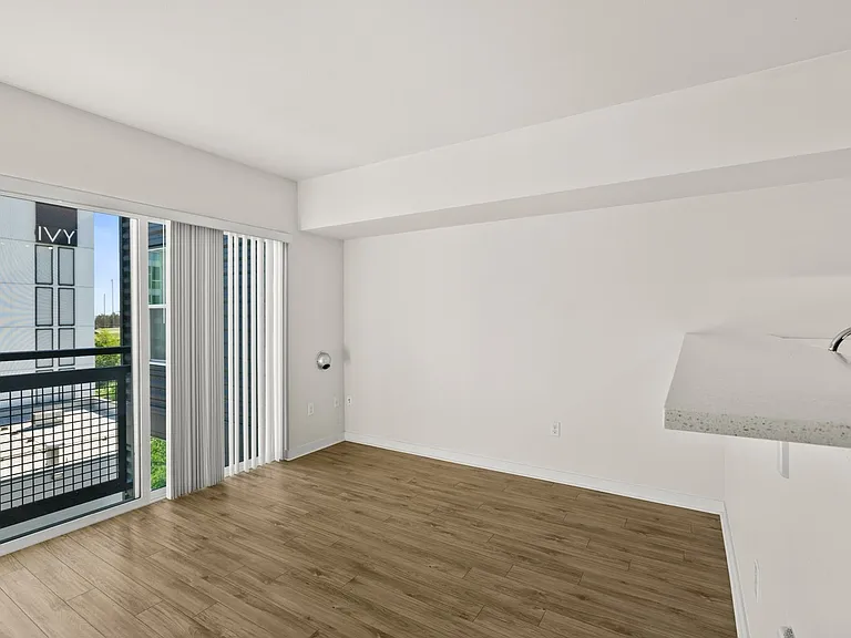 Contour Apartments — Photo 108