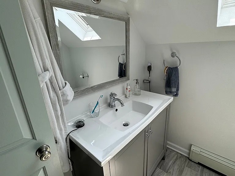 82 Linden Ave — Photo 14