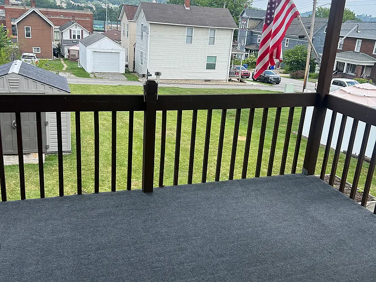 balcony