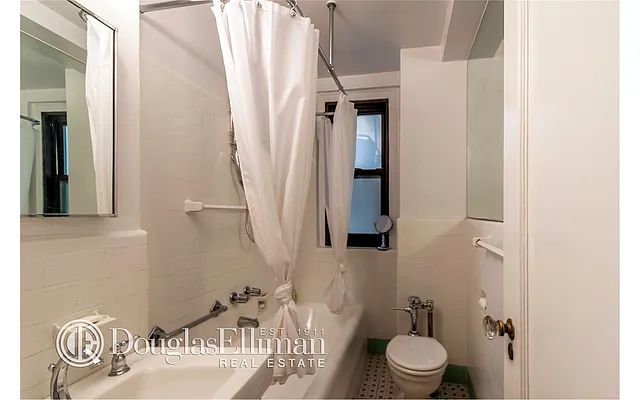 Rented by Douglas Elliman | media 13