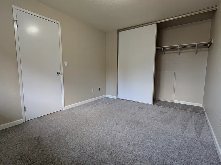 13147 113th Pl NE — Photo 12