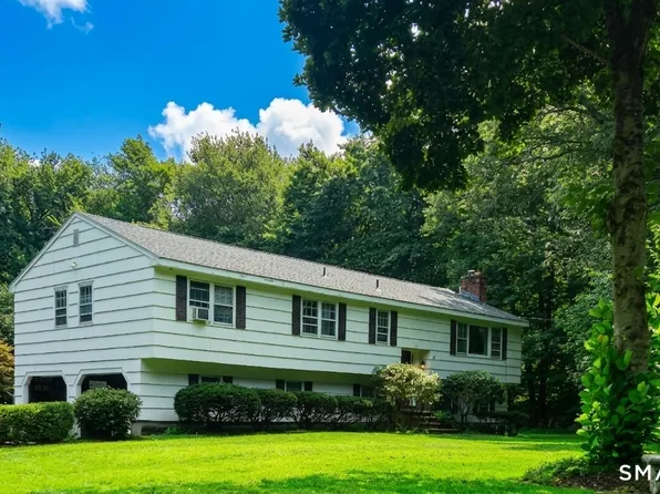 77 Pleasant Drive, Bethany, CT 06524