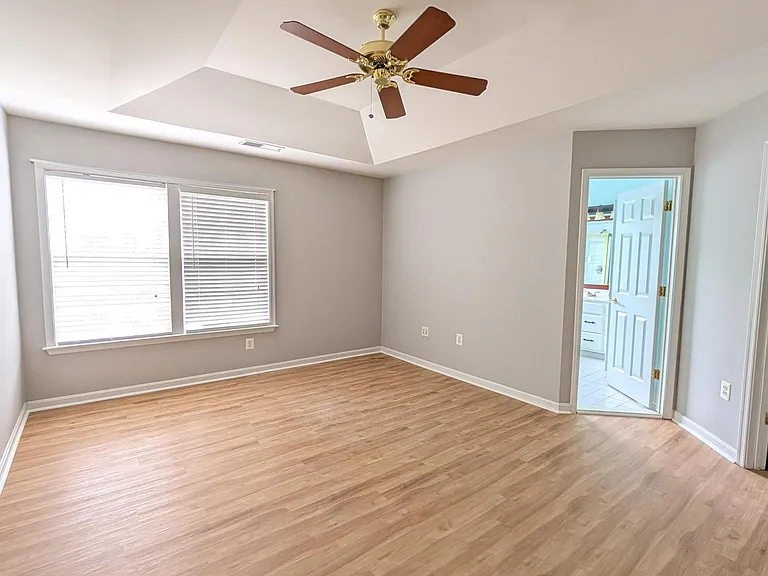 13996 Khalid Ln — Photo 37