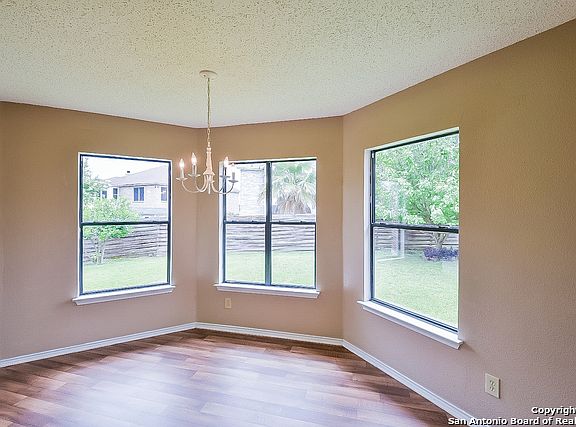 3rd image of 7302 Caddington Dr