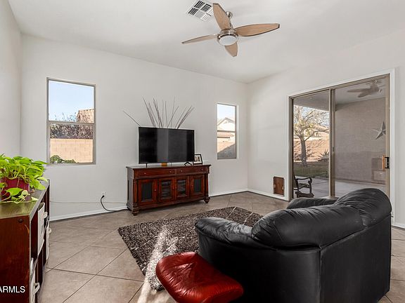 4th image of 7398 W LARIAT Lane