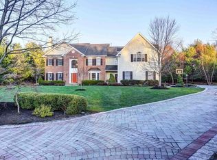 24 Chelsea Ct, Basking Ridge, NJ 07920