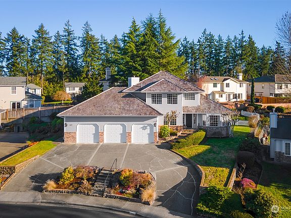 2nd image of 6007 Kestrel Place