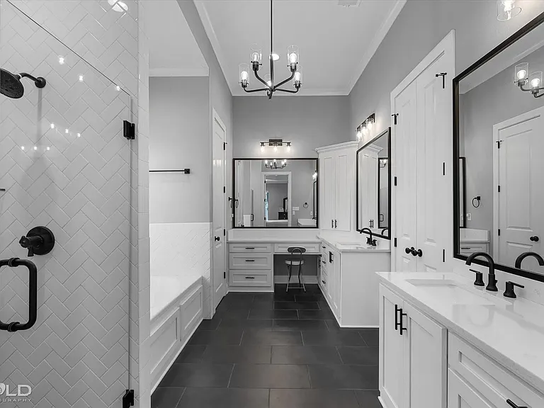 231 Conti Way — Photo 18