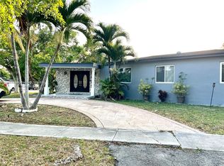 205 NW 128th St, North Miami, FL 33168