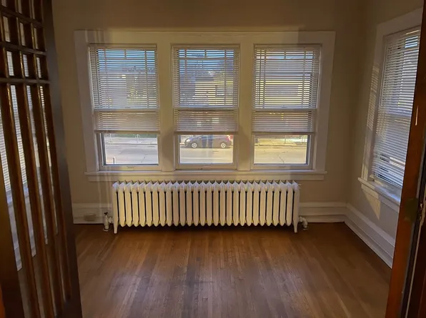 1514 w Lake St - Uptown Living Only Steps from Lakes & Restaurants, Shopping, Etc!, 1514 W Lake St #151401, Minneapolis, MN 55408