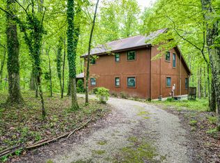 339 E Cove Rd, Monterey, TN 38574