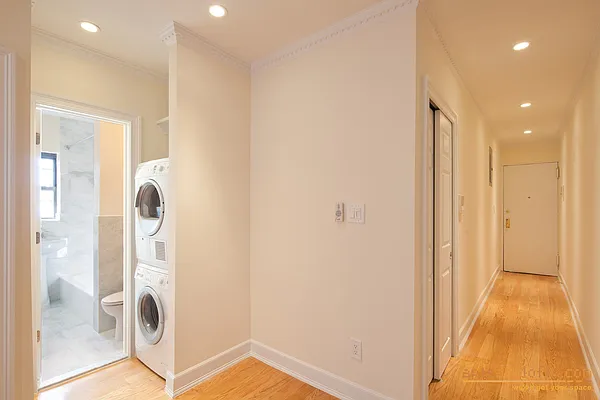 Rented by aptsandlofts.com | media 10