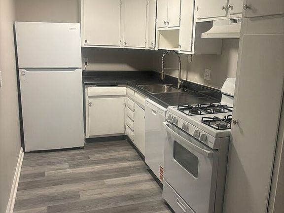 2nd image of 126 S Franklin St APT 4