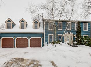 4832 Kings Way W, Gurnee, IL 60031