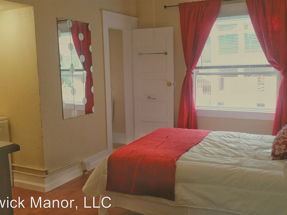 2nd image of 646 A St #306