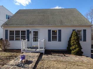 8 Westport Dr, Waterbury, CT 06706