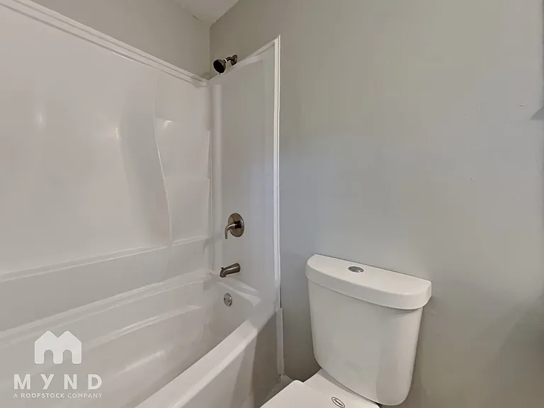 2682 Winding Creek Dr — Photo 13