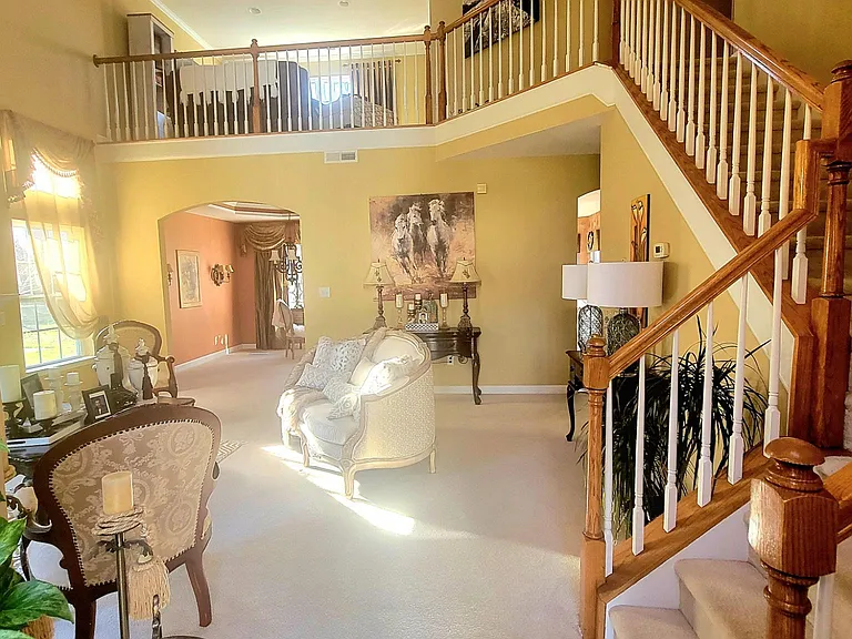 8434 Meadowcreek Village Dr — Photo 10
