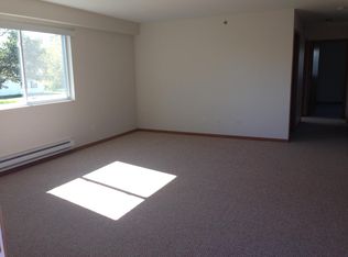 130 Orchard Ct APT 1, Peotone, IL 60468