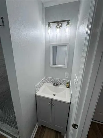 3021 Harris Ave — Photo 22