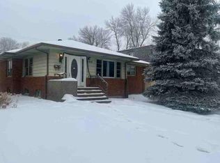 2219 6th Ave E, Hibbing, MN 55746