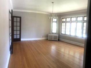 2301 W Arthur Ave APT 3, Chicago, IL 60645