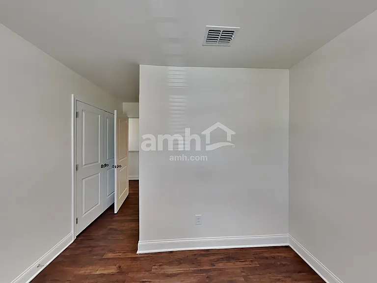 545 Summit View Ln — Photo 15