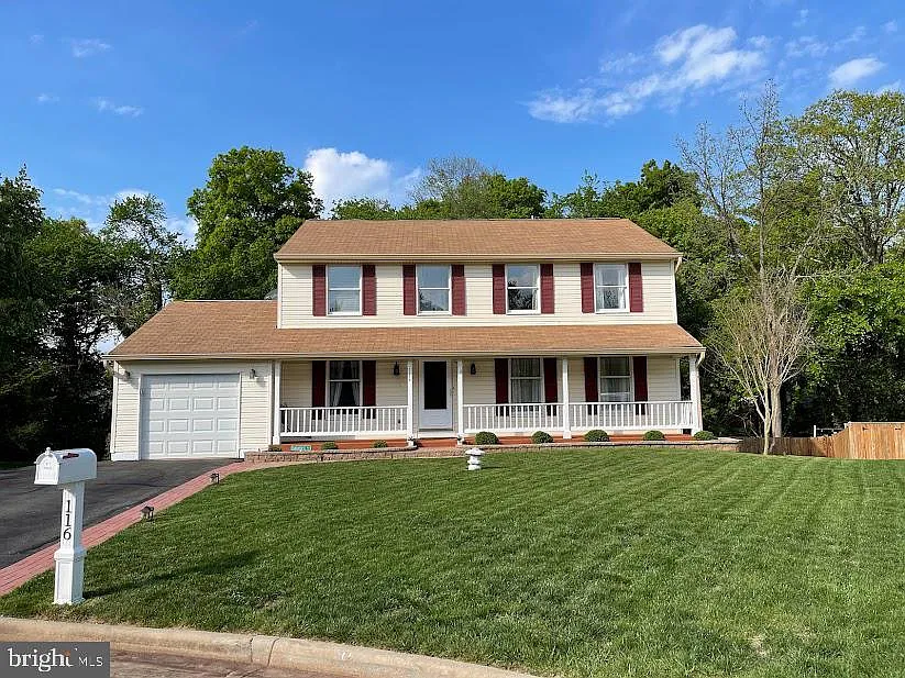 116 Seneca Chase Ct photo 1