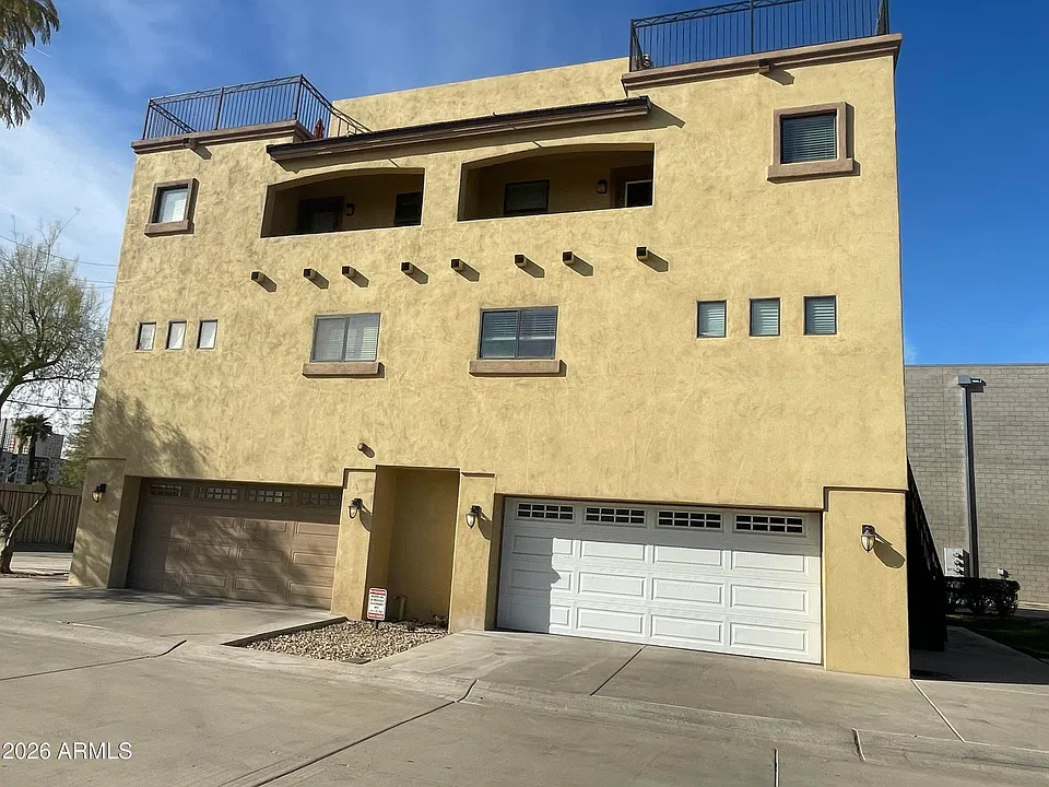 545 E Willetta St #7