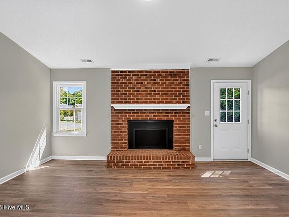 5th image of 20 Chattawka Drive
