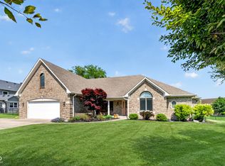 4121 Moss Ridge Ln, Indianapolis, IN 46237