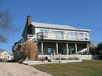 1st image of 10 Wilson Ct