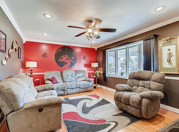 4th image of 212 S Prater Ave