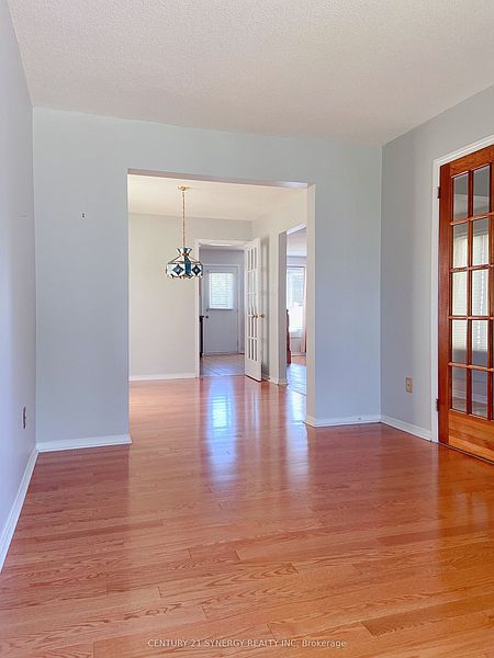 Ottawa House for rent - 3 Bedrooms — photo 3
