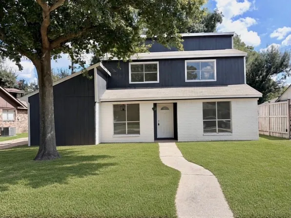 24106 Spring Mill Ln, Spring, TX 77373