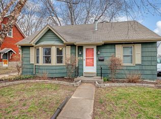 615 Lindenwood Ave, Saint Charles, MO 63301