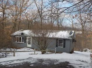 131 Woodland Dr, Leechburg, PA