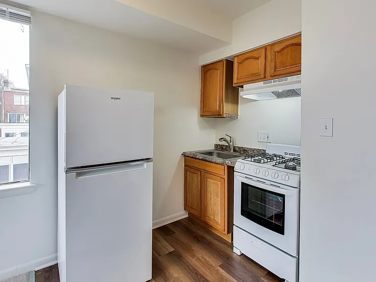 5509 1St St NW — Photo 2