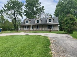 315 S 3rd St, Farmersburg, IN
