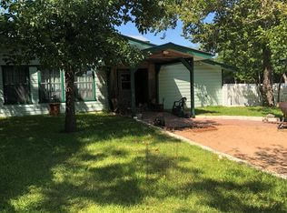 1996 Arcadia Loop, Kerrville, TX 78028
