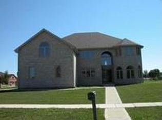 4841 Dartry Dr, Country Club Hills, IL