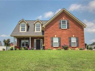 802 Betsy Ross Dr, Murfreesboro, TN 37129