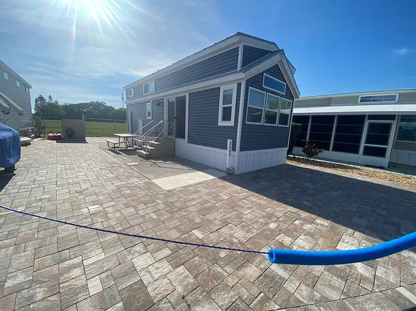 3202 Dockside Ln, Melbourne Beach, FL 32951