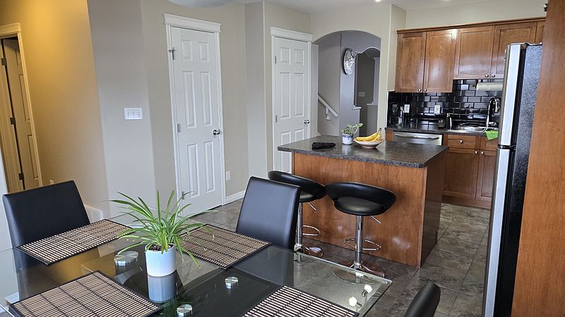 Edmonton House for rent - 3 Bedrooms — photo 9