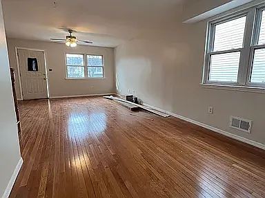 291 Lockman Ave #2 — Photo 16