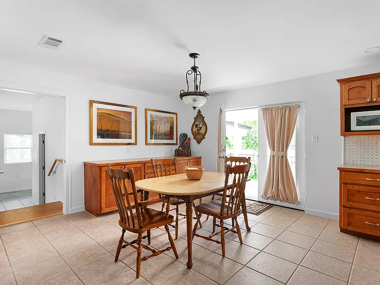 Dining room 2
