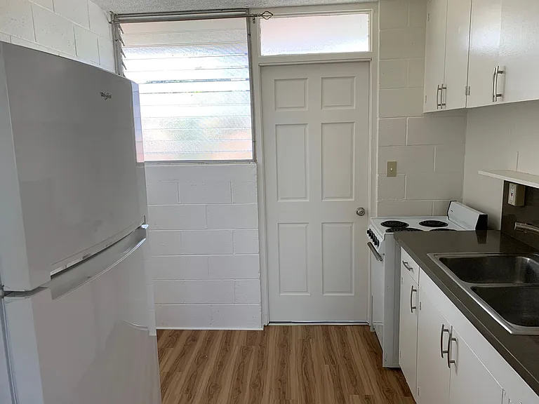 1653 Pensacola St #4 — Photo 2