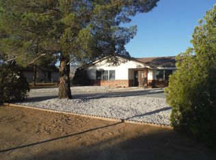 16531 Quinnault Rd, Apple Valley, CA 92307