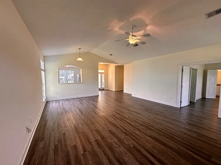 90 Albatross Ct — Photo 15